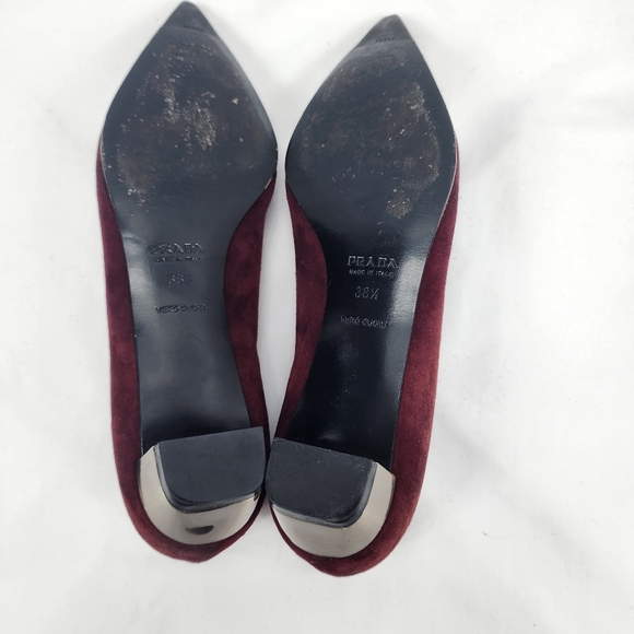 Prada Burgandy Suede Pointed Toe Pumps  Prada Size 38.5 US 8.5 made in Italy! - Picture 2 of 10